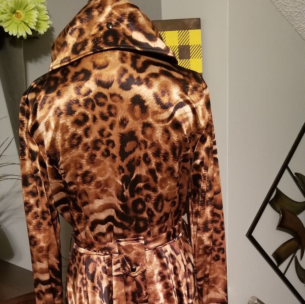 Joseph Ribkoff Belted Jacket - Picture 2 of 8